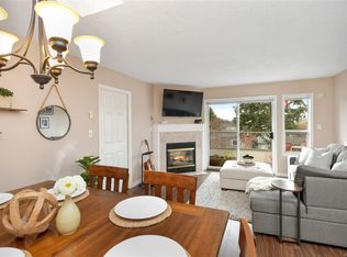 9945 5th St #302, Sidney, BC