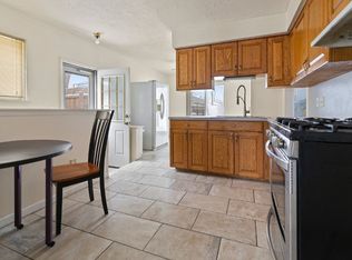 6039 N Silvery Ln #33, Dearborn Heights, MI 48127