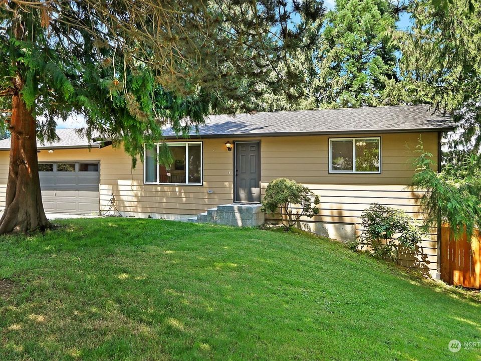 1st image of 6211 58th Street NE