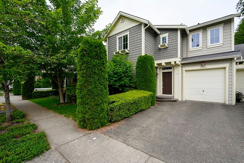 1st image of 8542 233rd Pl NE