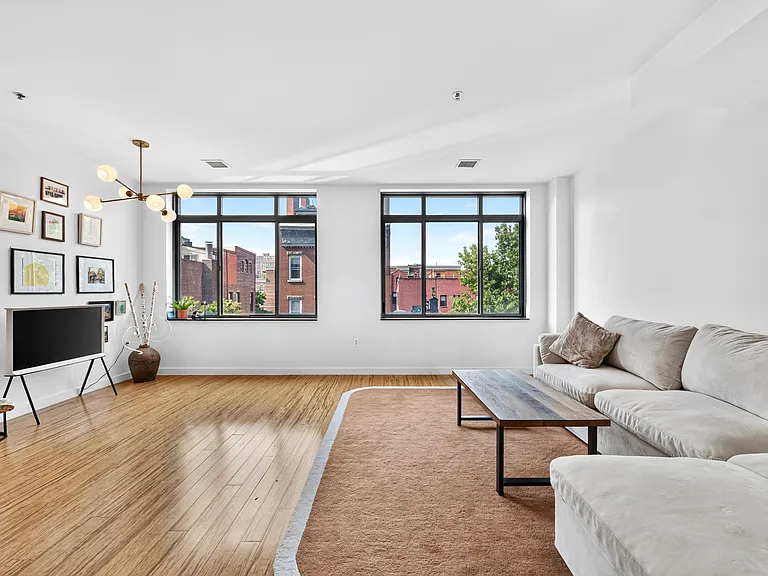 25 McWilliams Pl — Photo 5