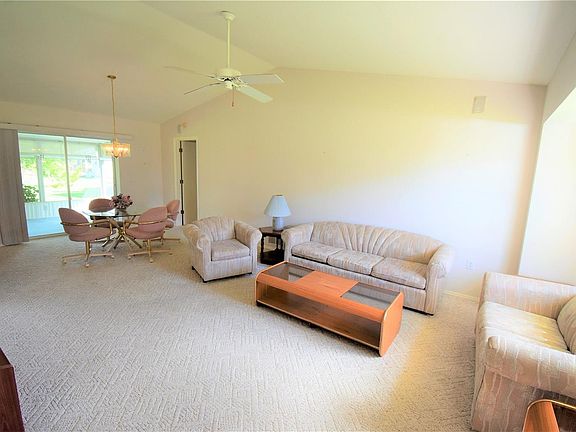 3rd image of 7205 Snow Dr