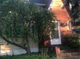 2381 Norton St, Rochester, NY 14609