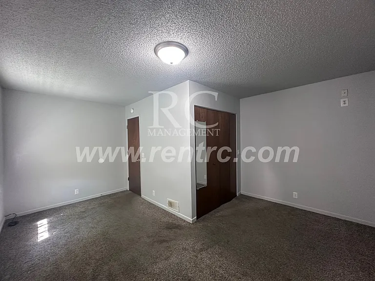 15986-4 Arrowhead Rd — Photo 11