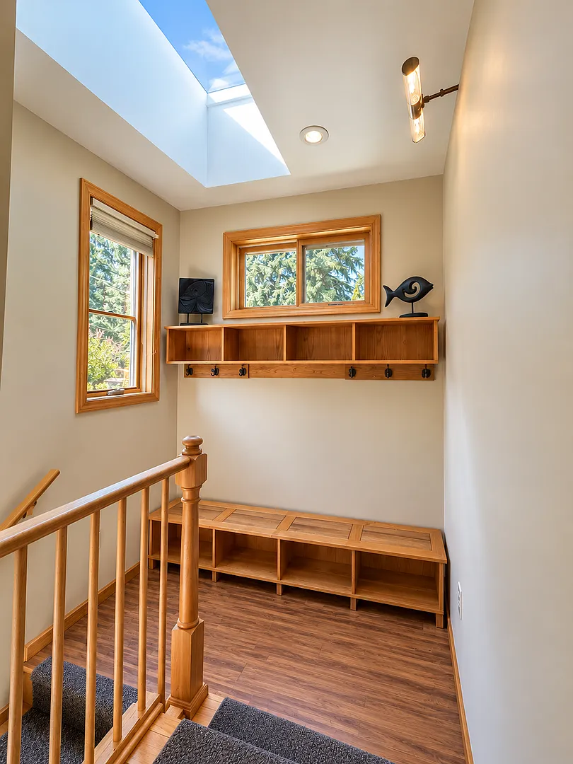Haller Lake Carriage House - ADU — Photo 4