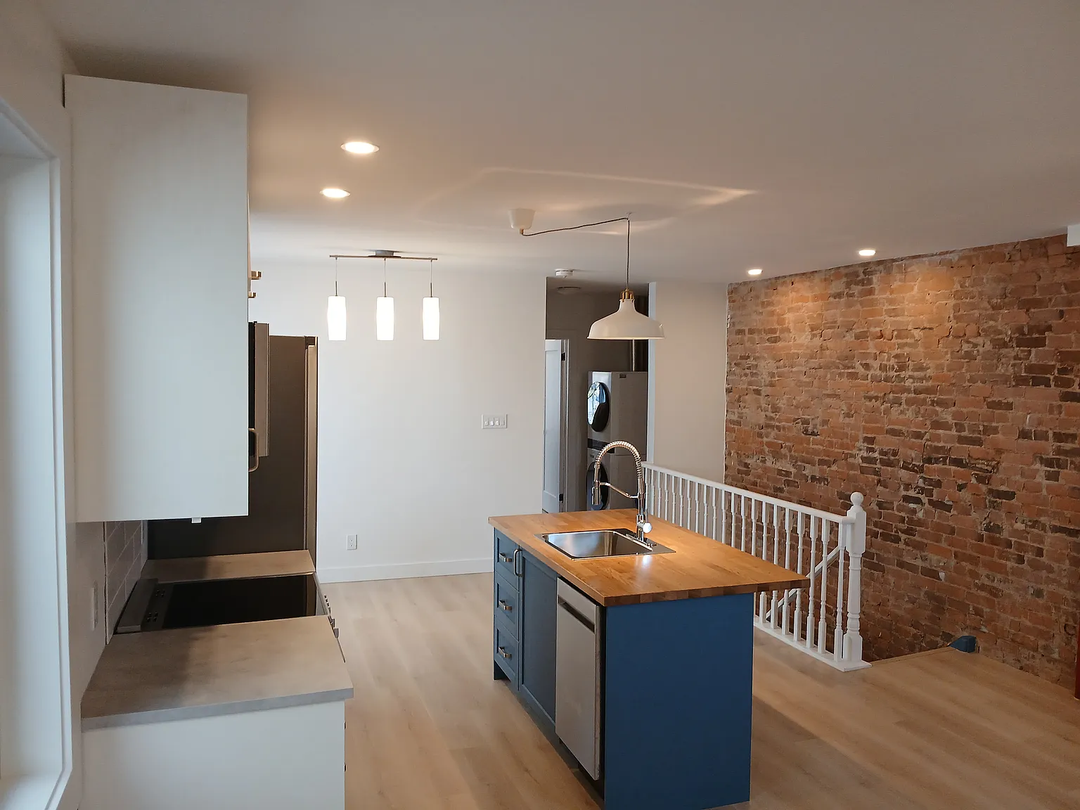 1 bed, 630 sqft, $2,400 — Photo 2