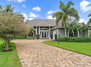 18647 SE Lakeside Way, Jupiter, FL 33469