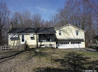 10304 Linwood Rd, Le Roy, NY 14482