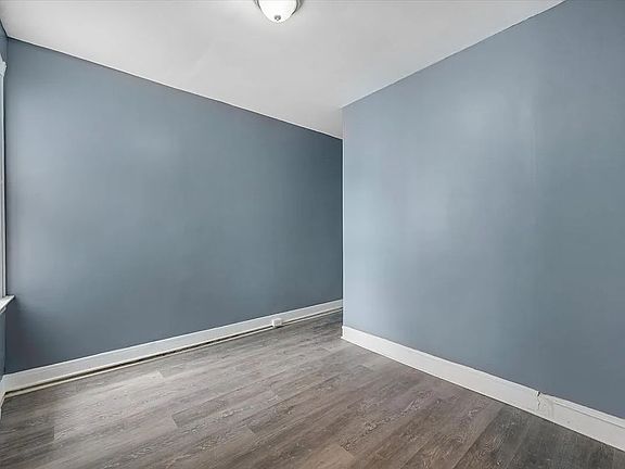 5th image of 1110 Morton Ave