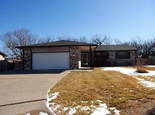2049 S Capri Ct, Wichita, KS 67207