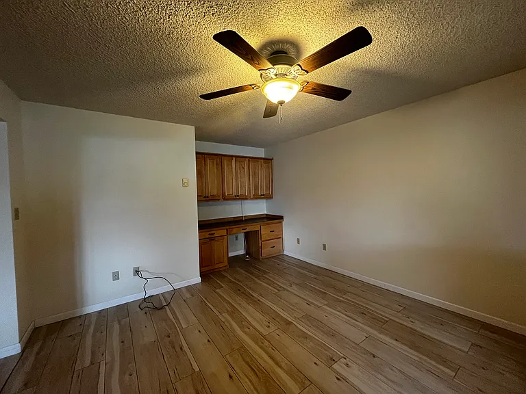 130 Centennial Ln — Photo 27