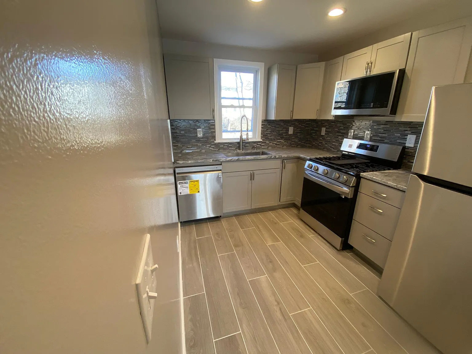 56 Talmadge St — Photo 2