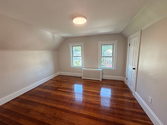 5th image of 25 Warner St #2A