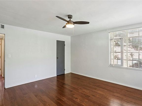 4th image of 1391 Normandy Dr NE APT 1