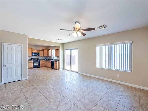 3rd image of 4420 Penguin Ave