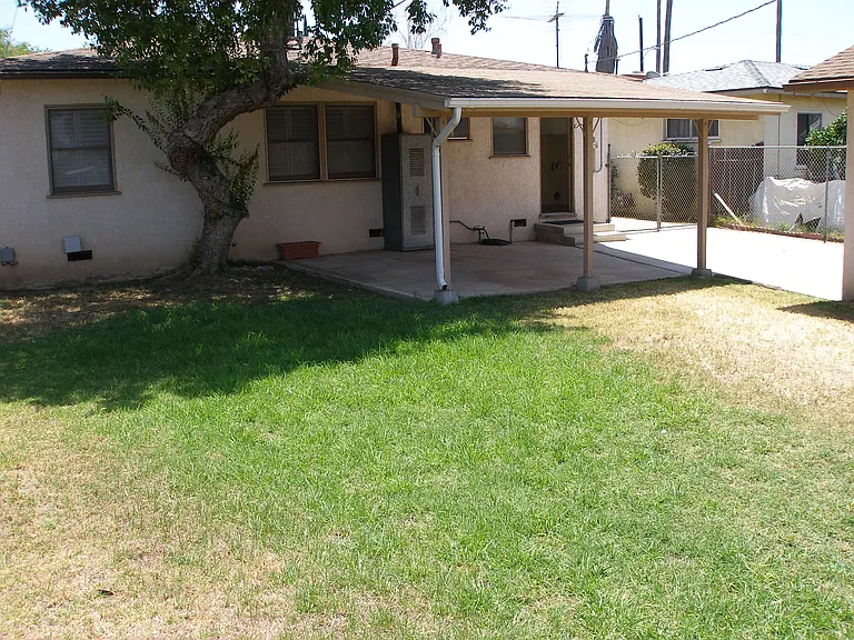 839 Forestdale Ave — Photo 9