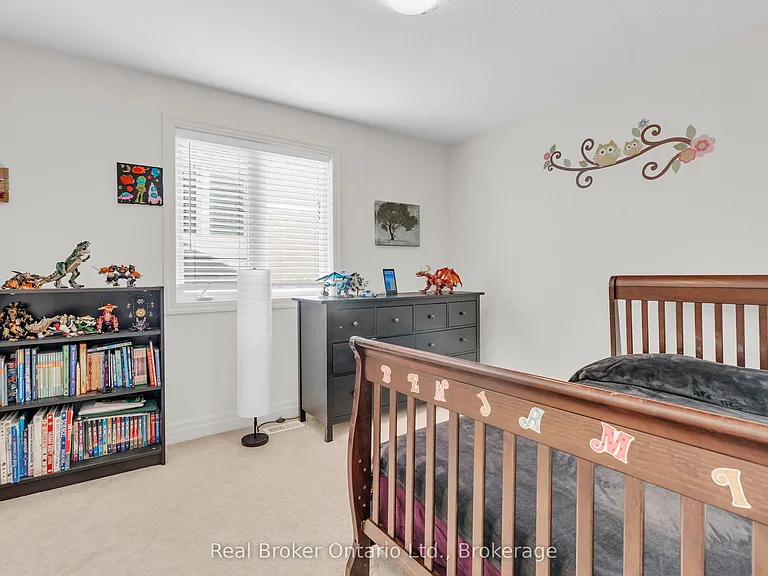 41 Samuel Dr — Photo 21