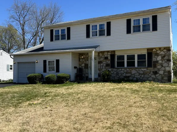 521 Fisher Ln, Warminster, PA 18974