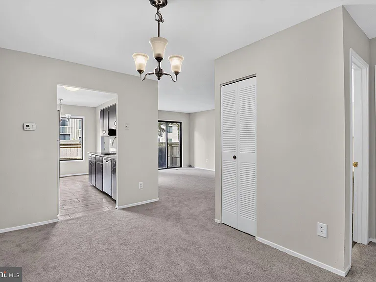 9305 Bathgate Ct — Photo 7