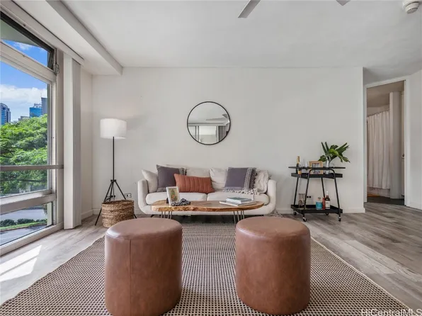 1515 Nuuanu Ave Unit 153, Honolulu, HI 96817