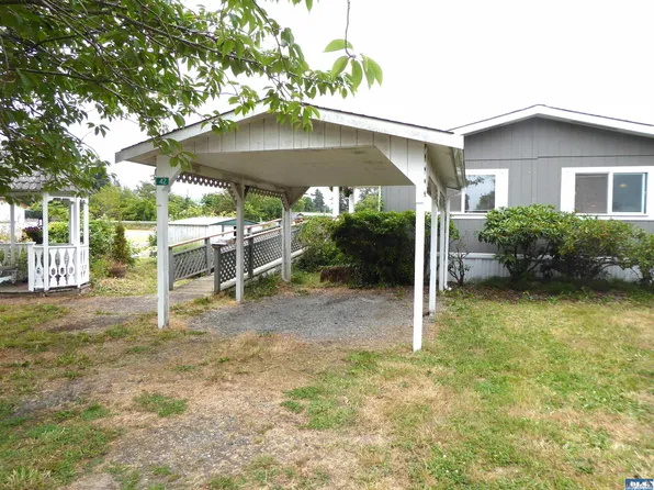 491 Mill Rd, Sequim, WA 98382