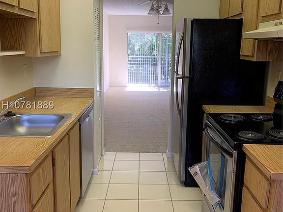 4th image of 8450 Lagos De Campo Blvd APT 207