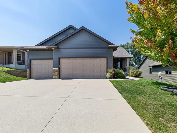 1285 Turnberry Dr SE, Rochester, MN 55904