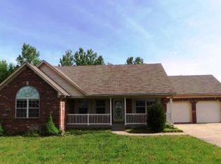 120 Westwood Dr, Shepherdsville, KY 40165