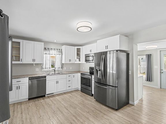 3rd image of 401 15th St Unit 1708