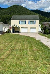 108 5th Ave, Glasgow, WV, 25086