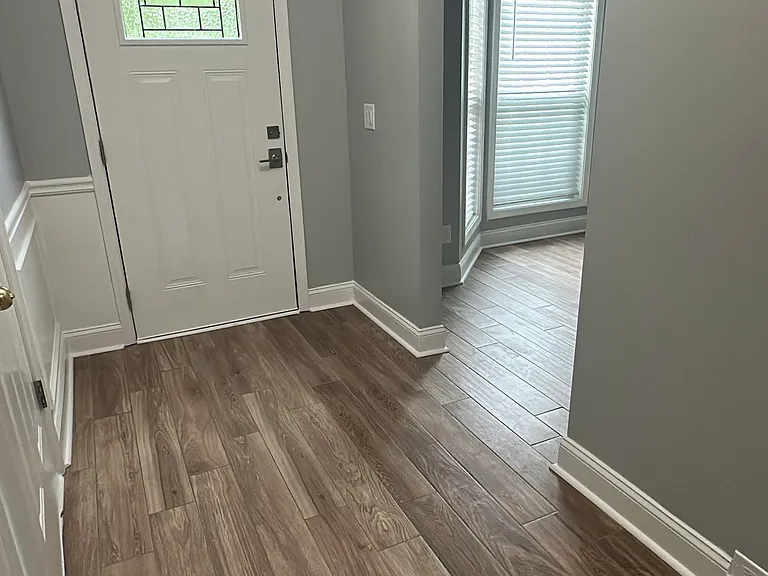 2400 Kirkstone Dr — Photo 6