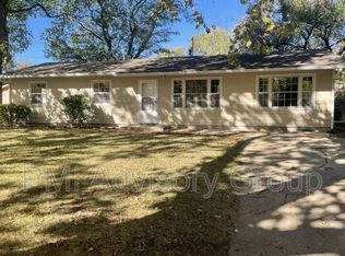 2213 SE Davies St, Topeka, KS 66605