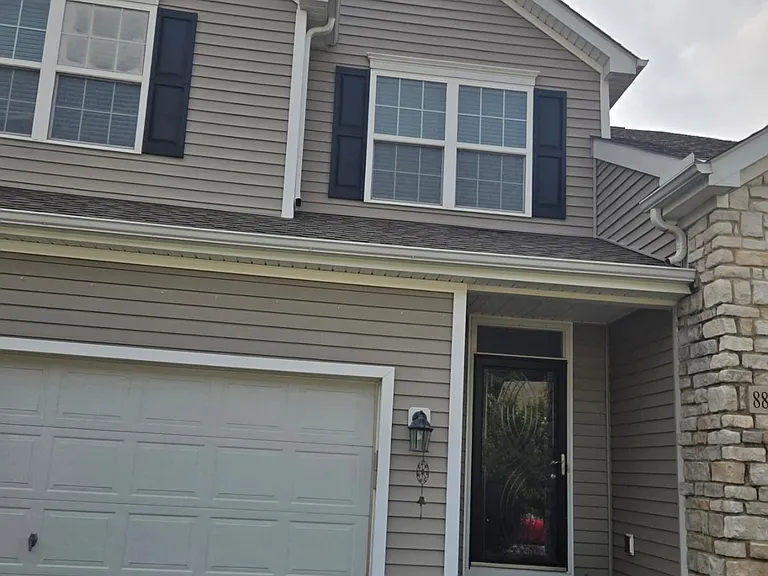 8853 Sweetshade Dr — Photo 3