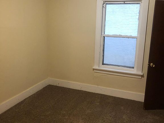 4th image of 4318 Erskine St