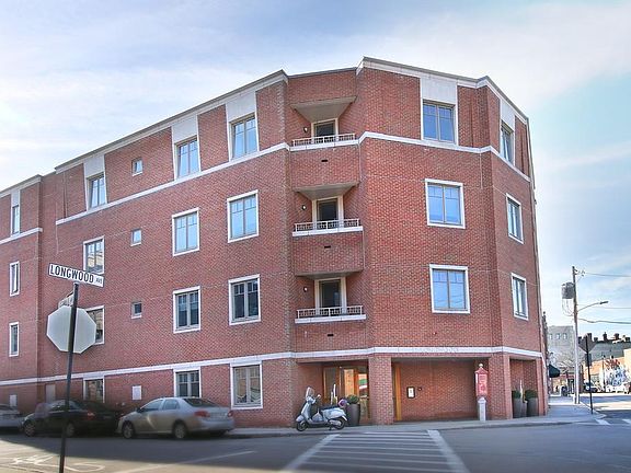 2nd image of 11 Longwood Ave APT 303