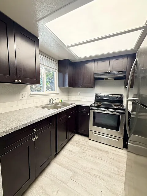 Suncrest Apts - Magnuson Way - 18 — Photo 3