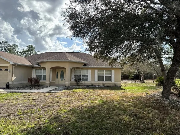 12055 Robina Rd, Weeki Wachee, FL 34614