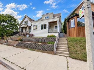 4812 W Vliet St, Milwaukee, WI 53208