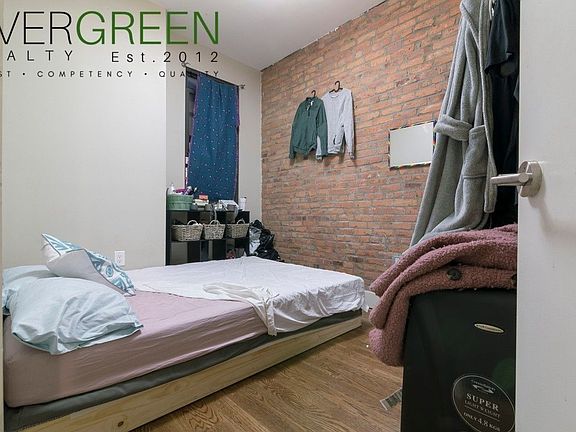 2nd image of 1355 Putnam Ave #2F