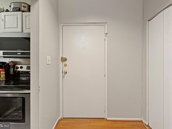 3rd image of 1844 Columbia Rd NW APT 104