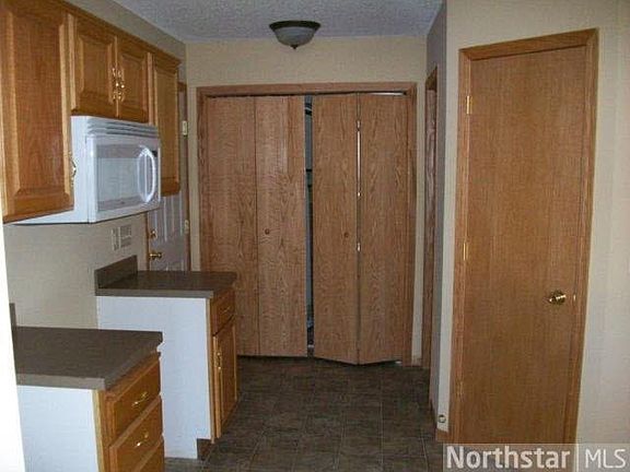 5th image of 15474 TUNGSTEN Street