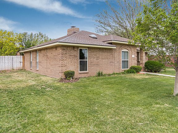 2nd image of 6801 Daniel Dr