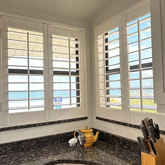 2823 Gulf Of Mexico Dr — Photo 16