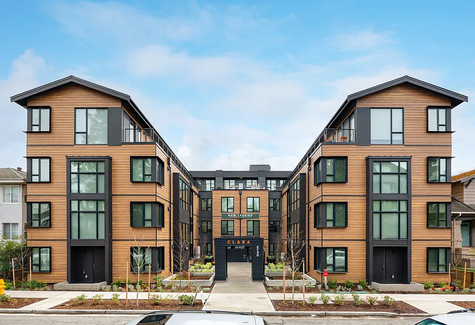 Clara Apartments