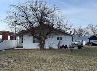 415 W 1st Ave, Plentywood, MT 59254