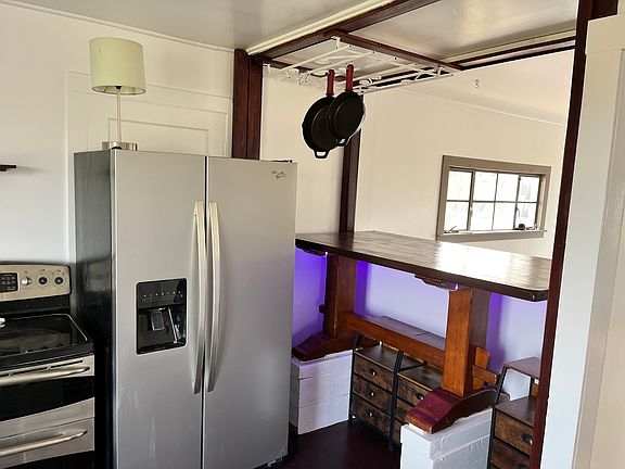 4th image of 420 W American Ave #2