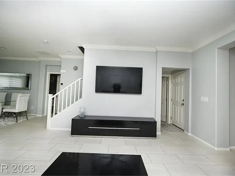 8333 Spanish Creek Ct — Photo 13