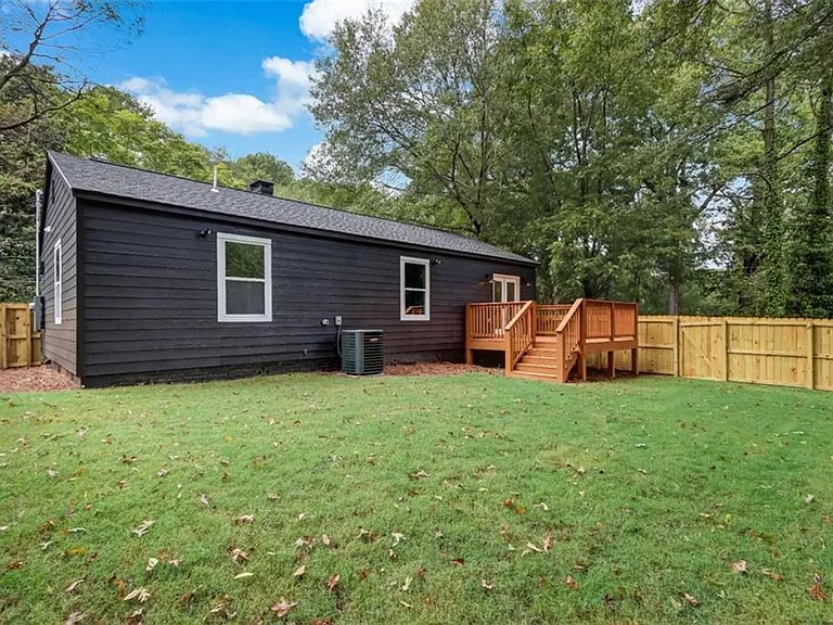 1200 Byewood Ln SW — Photo 46