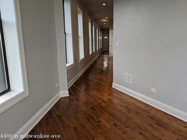 1st image of 4400 N Milwaukee Ave #822