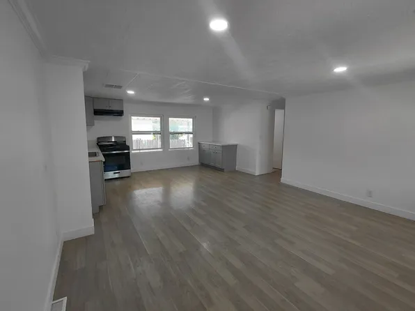 365 Cochise Rd, Perris, CA 92570